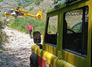 Muore escursionista, caduta di 50 metri sulle Apuane Muore escursionista, caduta di 50 metri sulle Apuane