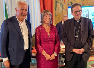 Chiusi, trenta migranti negli immobili confiscati alla mafia Chiusi, trenta migranti negli immobili confiscati alla mafia