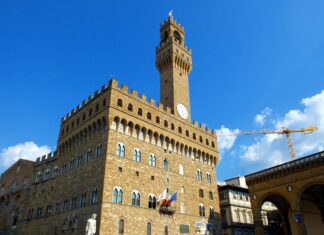 Evasione fiscale, a Firenze task force contro false residenze e finte separazioni Evasione fiscale, a Firenze task force contro false residenze e finte separazioni