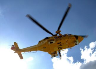 Muore a 21 anni dopo un tuffo in mare. Tragedia all’Argentario Muore a 21 anni dopo un tuffo in mare. Tragedia all'Argentario