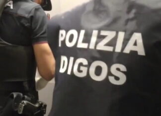 Terrorismo, arrestati quattro anarchici circolo di Carrara Terrorismo, arrestati quattro anarchici circolo di Carrara