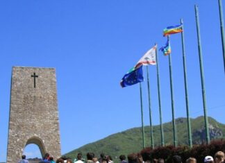 Sant’Anna di Stazzema, Mattarella: “Europa toccò il fondo dell’abisso” Sant'Anna di Stazzema, Mattarella: "Europa toccò il fondo dell'abisso"
