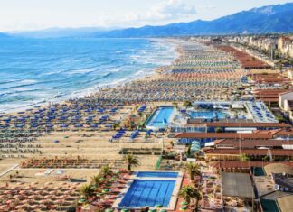 Pd Toscana in tour. Da Viareggio il via per il salario minimo Pd Toscana in tour. Da Viareggio il via per il salario minimo