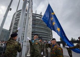 Aborto, Europarlamento: “Sia aggiunto in Carta diritti fondamentali Ue”