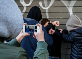 Sicurezza urbana integrata, accordo Regione-Anci anche contro l’uso improprio di Internet Cyberbullismo