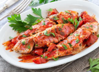 Triglie alla livornese: un capolavoro della cucina livornese Triglie alla livornese