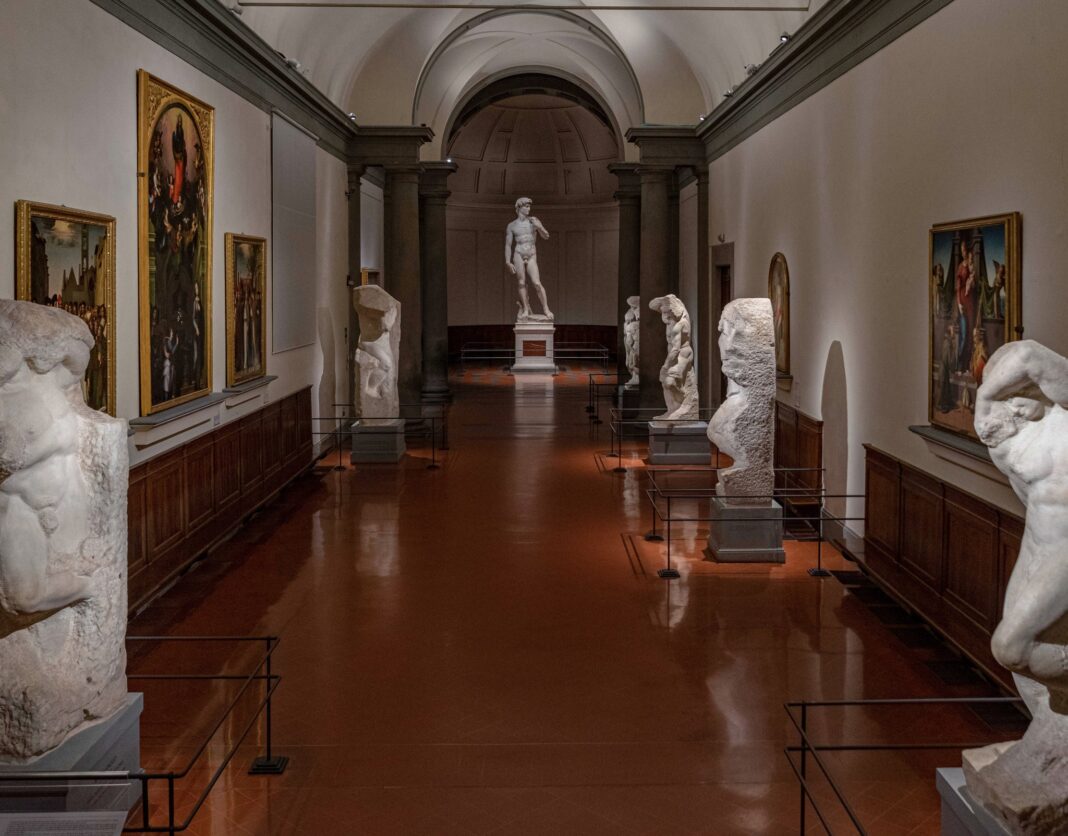 Galleria dell'Accademia, boom visitatori per David di Michelangelo