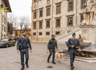 GdF Pisa, sequestrati 1.5 kg hashish ed eroina. Un arresto GdF Pisa, sequestrati 1.5 kg hashish ed eroina. Un arresto