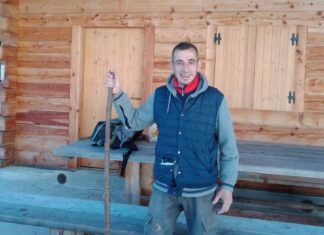 Tragico incidente, muore a 43 anni schiantandosi contro un muro Tragico incidente, muore a 43 anni schiantandosi contro un muro