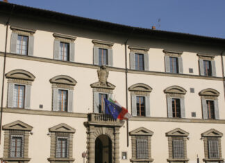 Accorpamenti scolastici, Toscana impugna i tagli al Tar Accorpamenti scolastici, Toscana impugna i tagli al Tar