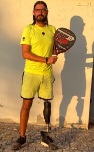 Padel inclusivo, da Livorno atleta bionico nel mondo