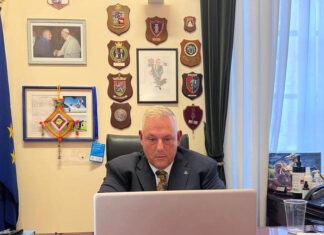 Legge aborto, sindaco Grosseto contro 194: “Obbligo ascoltare cuore nascituro” Legge aborto, sindaco Grosseto contro 194: "Obbligo ascoltare cuore nascituro"