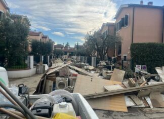Emergenza alluvione, vaccinazione di massa. Rischio tetano Emergenza alluvione, vaccinazione di massa. Rischio tetano