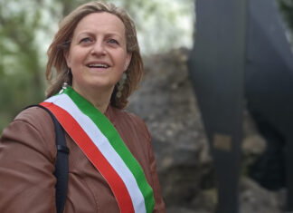 Sindaca di Capannoli sotto scorta, minacce di morte. Ridotto orario uffici per motivi sicurezza Sindaca di Capannoli sotto scorta, minacce di morte. Ridotto orario uffici per motivi sicurezza