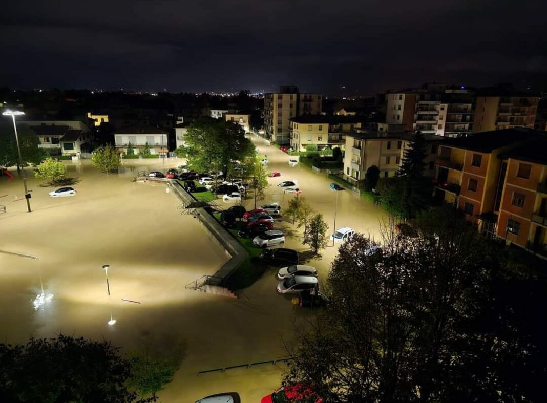 Alluvione in Toscana, trovato senza vita l'uomo disperso a Campi Bisenzio