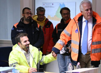 Alluvione in Toscana, primi cinque milioni. Giani e Nardella a Campi Bisenzio Alluvione in Toscana, primi cinque milioni. Giani e Nardella a Campi Bisenzio