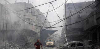 Gaza, 8 palestinesi uccisi in raid Israele sulla Striscia