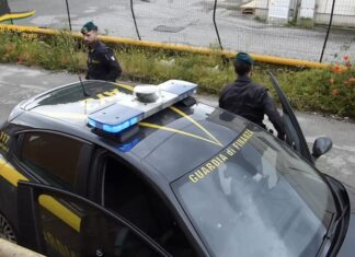 Prato, evasi tre milioni con imprese apri e chiudi. Operazione GdF Prato, evasi tre milioni con imprese apri e chiudi. Operazione GdF