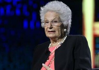 Liliana Segre: “Non usiamo la parola genocidio per Israele, confronto è una bestemmia”