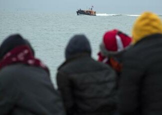 Migranti, raffica di sbarchi a Lampedusa: 700 in due giorni