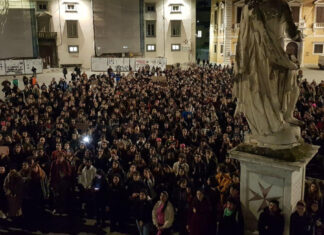 Giulia Cecchettin, oltre mille persone in piazza a Pisa Giulia Cecchettin, oltre mille persone in piazza a Pisa