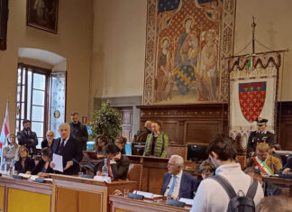 Alluvione, Tajani a Prato: “Cento milioni per aziende. 200 per prestiti agevolati” Alluvione, Tajani a Prato: "Cento milioni per aziende. 200 per prestiti agevolati"