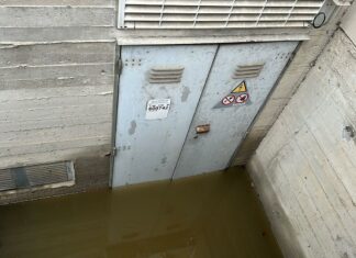 Alluvione in Toscana, contingente 550 persone per i blackout Alluvione in Toscana, contingente 550 persone per i blackout