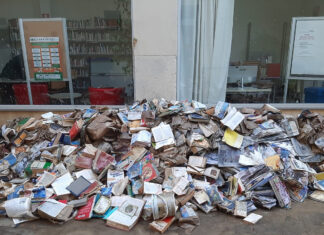 Biblioteca di Montemurlo alluvionata, salvataggio di documenti e libri Biblioteca di Montemurlo alluvionata, salvataggio di documenti e libri