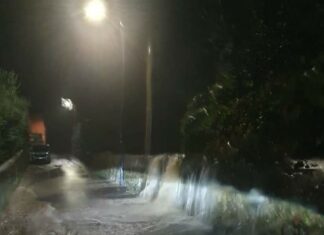 Maltempo, è allarme. Giani: “Rimanete in casa. Concentratevi nei piani alti. Non andate in auto” Maltempo, è allarme. Giani: "Rimanete in casa. Concentratevi nei piani alti. Non andate in auto"