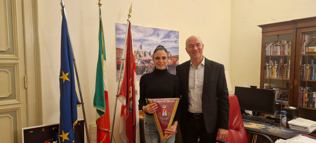 Livorno applaude i suoi campioni, il sindaco premia gli atleti
