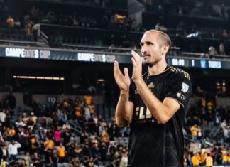 L’addio al calcio di Giorgio Chiellini: “Un ritorno alla Juve? Non lo so davvero” L'addio al calcio di Giorgio Chiellini: "Un ritorno alla Juve? Non lo so davvero"