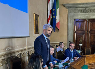 Piombino approva bilancio previsione, sindaco: “Equilibrio e contenimento spese” Piombino approva bilancio previsione, sindaco: "Equilibrio e contenimento spese"