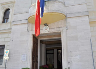 Colpi di arma da fuoco contro finanzieri, arrestato uno dei responsabili Colpi di arma da fuoco contro finanzieri, arrestato uno dei responsabili