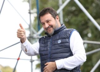 Matteo Salvini a Firenze, destra europea in Fortezza da Basso Matteo Salvini a Firenze, destra europea in Fortezza da Basso