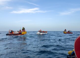 Ocean Viking sbarca a Livorno, a bordo 26 migranti. Due minori Ocean Viking sbarca a Livorno, a bordo 26 migranti. Due minori