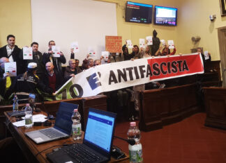 Arezzo celebra padre del sindaco, il caso finisce in Parlamento. “Aderì a Salò” Arezzo celebra padre del sindaco, il caso finisce in Parlamento. "Aderì a Salò"