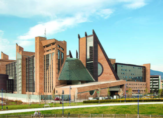 Violenza sessuale su alunno disabile, condannata insegnante di sostegno Violenza sessuale su alunno disabile, condannata insegnante di sostegno