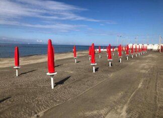 “Spiagge più ampie, passeggiata di 4 km e la scommessa sul surf”: nasce Ostia Instead, il progetto di Federbalneari