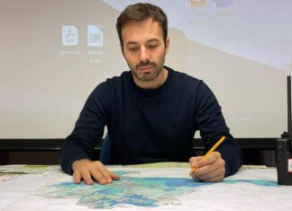 Alluvione a Campi Bisenzio, sindaco: “Abbandonati dal Governo” Alluvione a Campi Bisenzio, sindaco: "Abbandonati dal Governo"