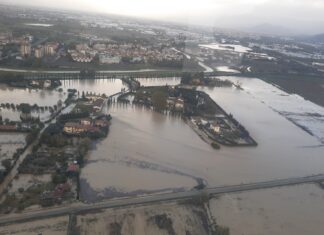 Alluvione in Toscana, stima ufficiale 2.7 miliardi danni Alluvione in Toscana, stima ufficiale 2.7 miliardi danni