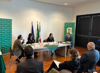 Confagricoltura Arezzo, incontro parlamentari e aziende Confagricoltura Arezzo, incontro parlamentari e aziende