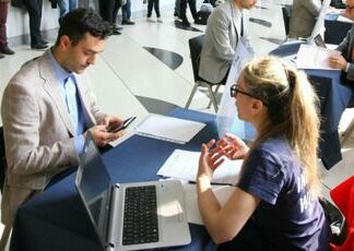 Lavoro, ecco 6 consigli per affrontare al meglio un colloquio in inglese