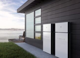 Tesla carica tramite il fotovoltaico