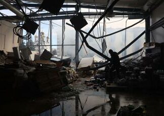 Ucraina bombarda Donetsk, Russia: “Uccisi 3 bimbi”