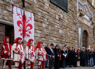 Crollo di Firenze, chi sono le vittime. Indagine permessi soggiorno Crollo di Firenze, chi sono le vittime. Indagine permessi soggiorno