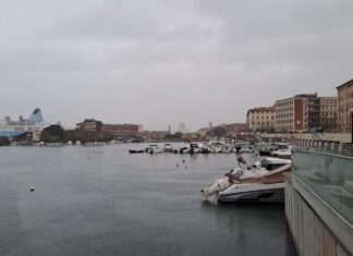 Maltempo in Toscana, domenica con allerta gialla Maltempo in Toscana, domenica con allerta gialla