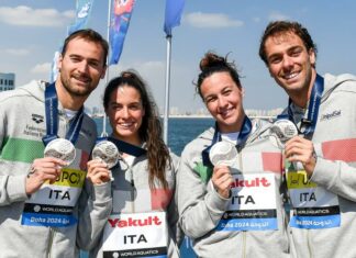 Mondiali nuoto Doha, Giulia Gabbrielleschi argento in staffetta Mondiali nuoto Doha, Giulia Gabbrielleschi argento in staffetta