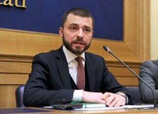 8 marzo, Rizzetto (FdI): “Produttività cresce con donne manager, sì a decontribuzioni”