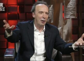 Benigni show da Augias, ritorno in tv per ‘Berlinguer ti voglio bene’ Benigni show da Augias, ritorno in tv per 'Berlinguer ti voglio bene'