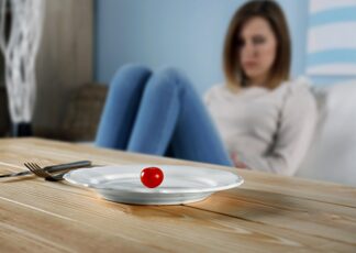 Boom disturbi alimentari fra adolescenti, 70% casi